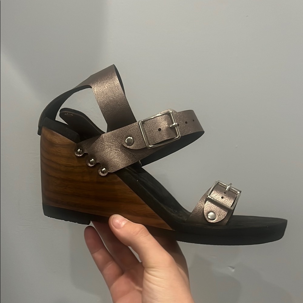 Mohop Chicago Wedge Sandals